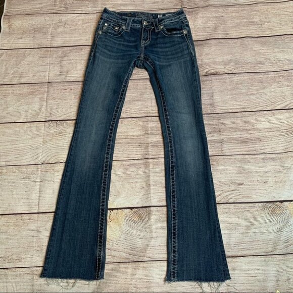 Miss Me Signature Boot Cut Jeans Size 25 - Picture 2 of 11